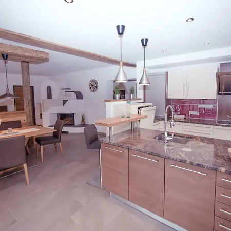 Inn-apartments Apartman Prutz